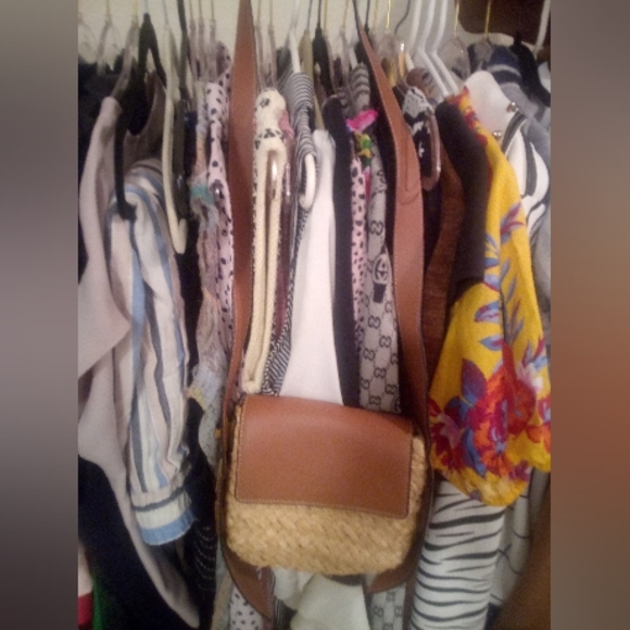 SAM EDELMAN • ELLE Boho Summer Straw Ratan Husk Leather Flap Crossbody Purse - Picture 3 of 15